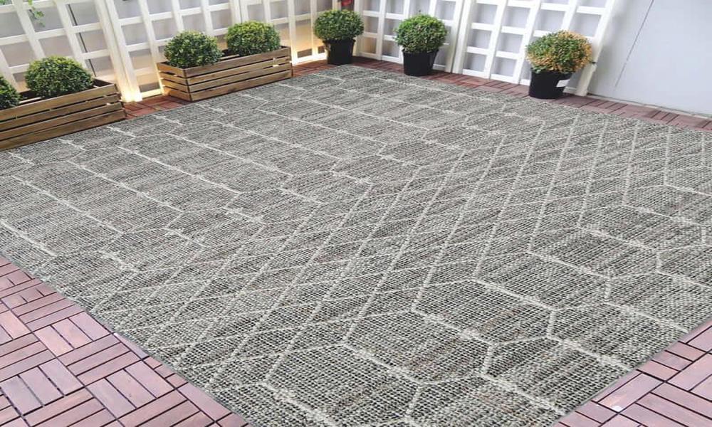 Versatile Trends and Styles of Outdoor Carpets